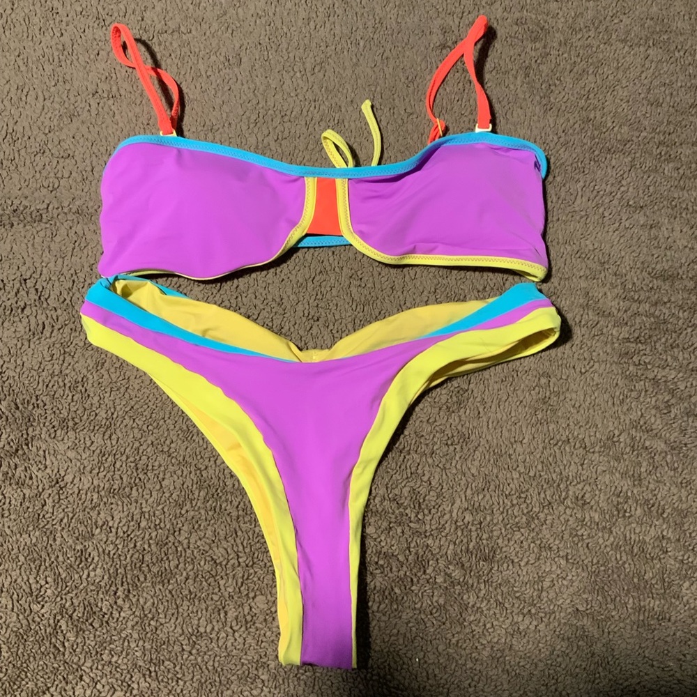 Free People ONEONE Bikini NWOT Size Medium